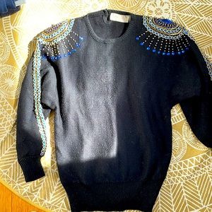 VINTAGE BEAUTIFUL SWEATER
